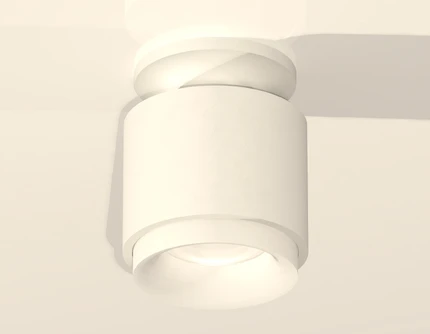 Точечный накладной светильник Ambrella light TECHNO XS7510044