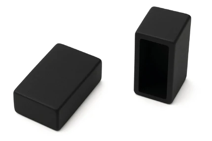 Комплект заглушек для гибкого магнитного трека (2шт) Crystal Lux TRACE 48V CLT 0.207 06 BL