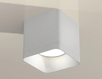 Точечный накладной светильник Ambrella light TECHNO XS7805001