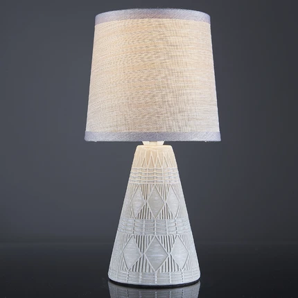 Декоративная настольная лампа Escada MELODY 10164/L Beige