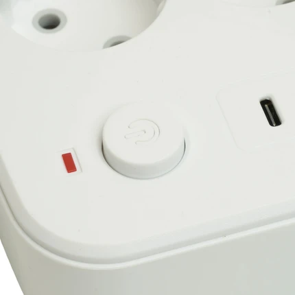 Удлинитель на 3 поста + 4USB + 2Type-C Stekker HOME PLUS 49979