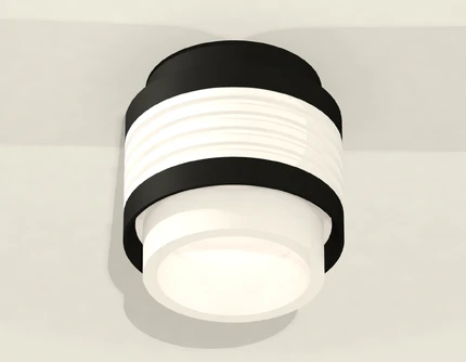 Точечный накладной светильник Ambrella light TECHNO XS8432001