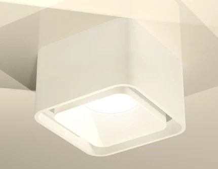 Точечный накладной светильник Ambrella light TECHNO XS7832021